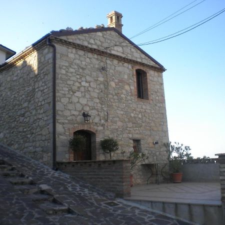 B&B Casa Letizia Montemitro Buitenkant foto